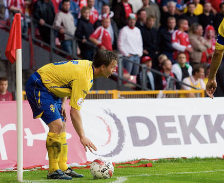 Tobias Linderoth, Sverige. Hörna