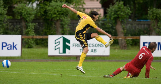 Peter Eriksson laddar, Conny Svensson bryter