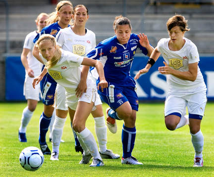 Emma Stålhammar och Lina Nilsson, Ldb i kamp mot Emelie