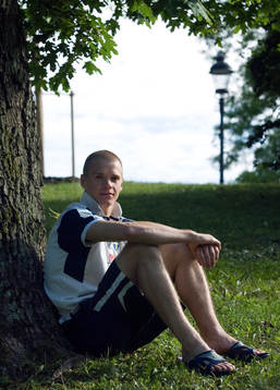 Samuel Holmén, Sverige
