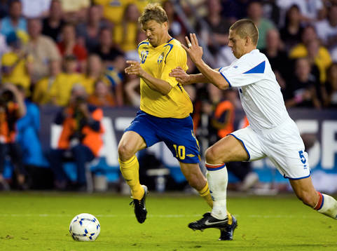 Marcus Allbäck, Sverige och Ivar Ingimarsson, Island