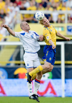 Hannes Sigurdsson, Island och Petter Hansson