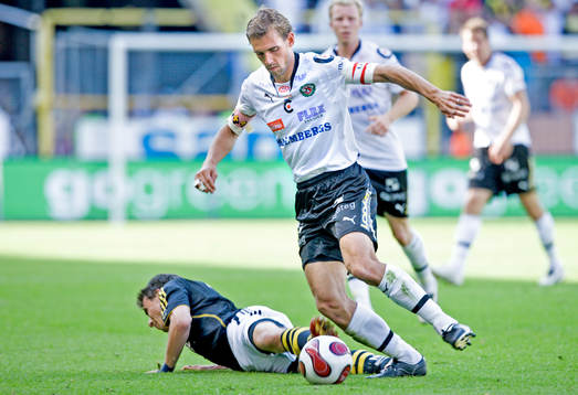 Joel Riddez, Örebro plockar undan bollen från Daniel
