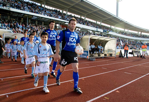 Hasse Mattisson, Halmstad var tillbaka på Malmö Stadion,