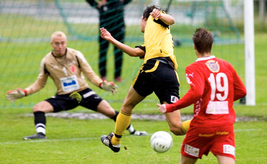 2-1, inhopparen Filip Thurn reducerar, Filip satte fart på