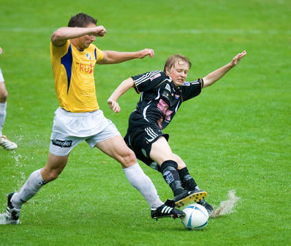 Vatten, vatensjuk plan, fotbollsparodi, ospelbar plan