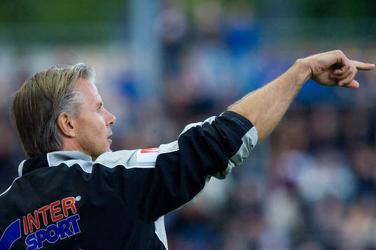 Det pekar uppåt, Roland Nilsson, tränare,GAIS