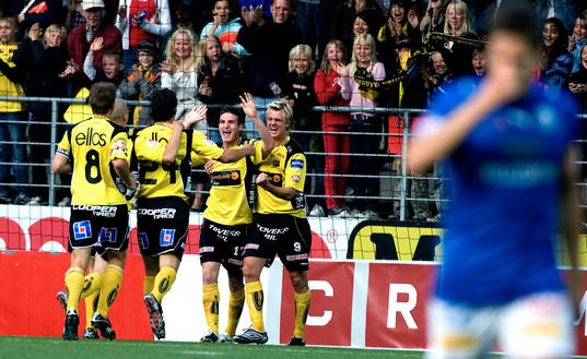 Anders Svensson, Elfsborg, Stefan Ishizaki, Elfsborg, James