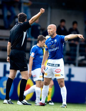 Sven-Martin Åkesson, huvuddomare, domare, och Mattias