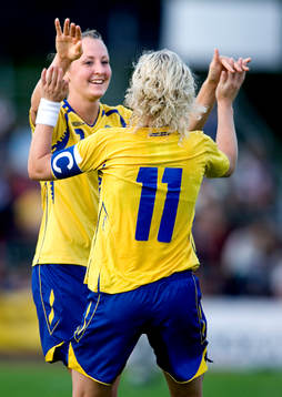 Therese Lundin, Victoria Svensson, Sverige