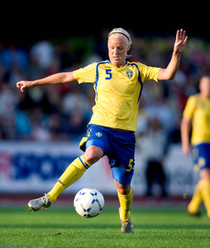 Caroline Seger, Sverige