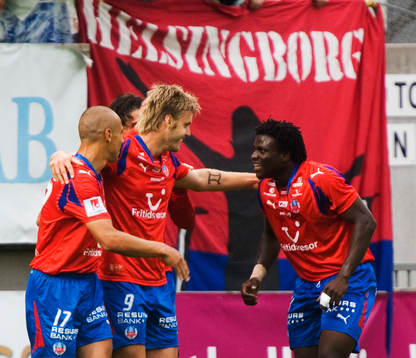 0-2 Andreas Dahl, Henrik Larsson och Razak Omotoyossi,