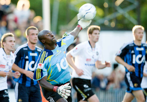 Pa Dembo Touray, Målvakt Djurgården