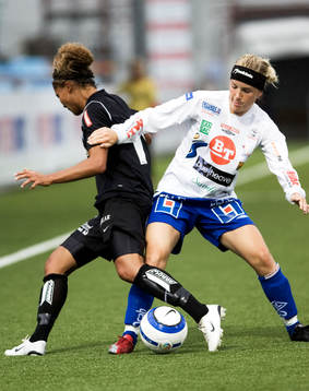 Emmelie Farfa, Göteborg och Caroline Seger, Linköping