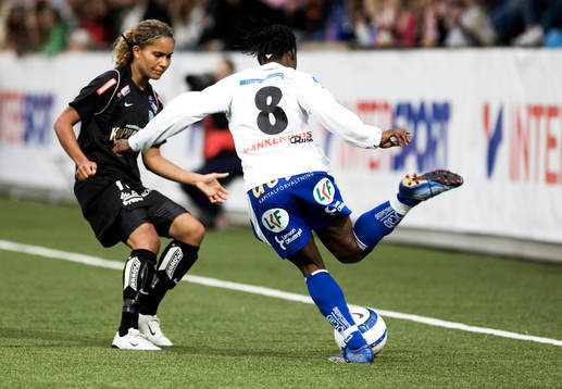 Emmelie Farfa, Göteborg och Faith Ikidi, Linköping