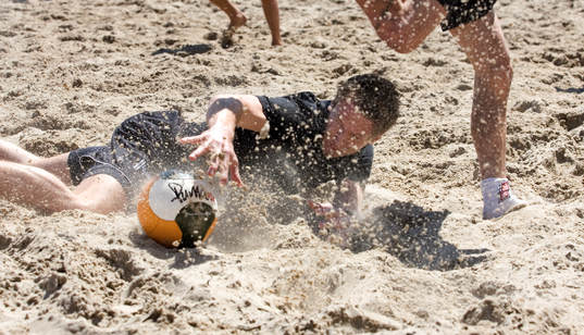 Fotboll, Beach soccer, Ovesholm with Friends -