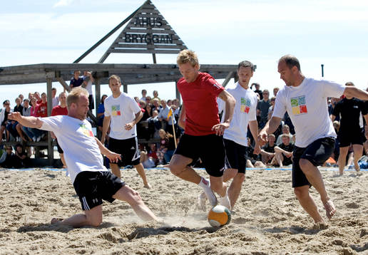 Fotboll, Beach soccer, Ovesholm with Friends -