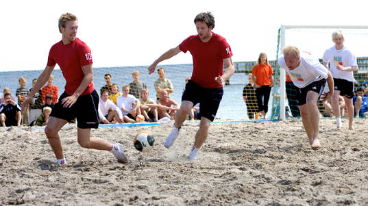 Fotboll, Beach soccer, Ovesholm with Friends -
