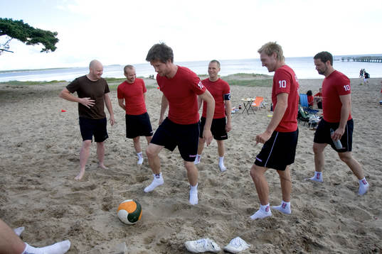 Fotboll, Beach soccer, Ovesholm with Friends -