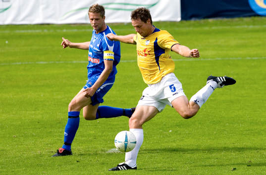 Jörgen Svensson, IFK Malmö gör 2-1. Jubel
