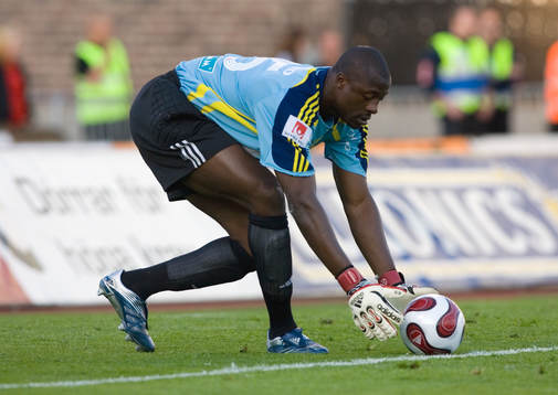 Pa Dembo Touray, målvakt, Djurgården