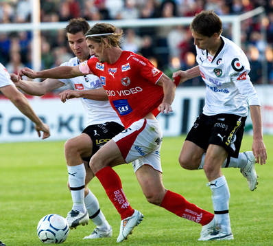 Cesar Santin, Kalmar uppvaktas av Patrik Anttonen och Lars