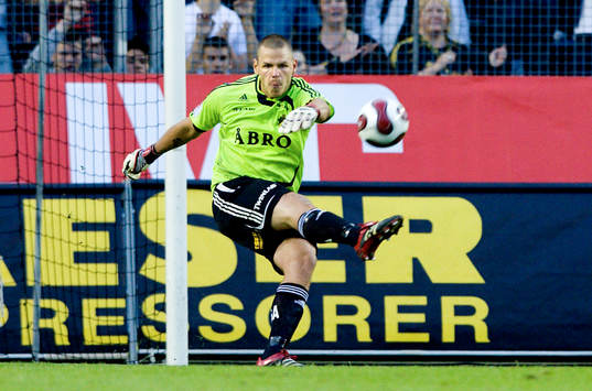 Daniel Örlund, Målvakt AIK