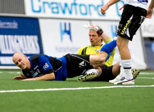 Magnus Arvidsson, Halmstad, fixade straff