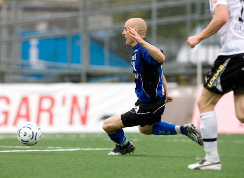 Magnus Arvidsson, Halmstad, fixade straff