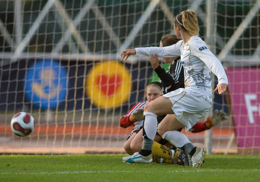 Ramona Backmann, Umeå gör 0-2