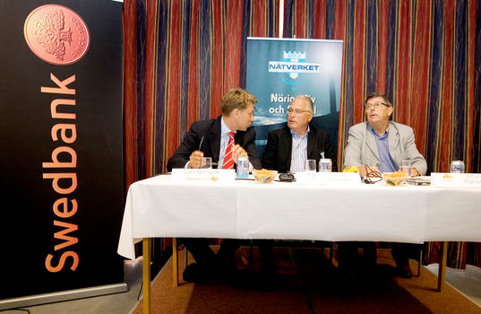 Fotboll, Malmö FF har presskonferens och berättar att