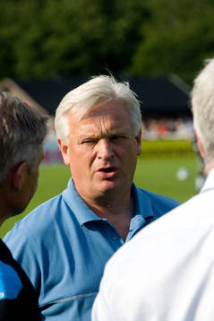 Hans Backe, Manchester City, assisterande tränare
