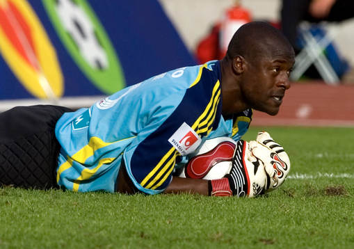 Pa Dembo Touray, målvakt, Djurgården