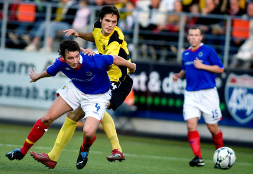 Michael Gault, Linfield, Denni Avdic, Elfsborg