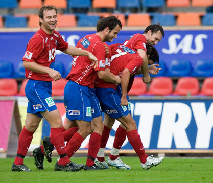 1-0, Pavel Zavadil grattas till frisparksmålet