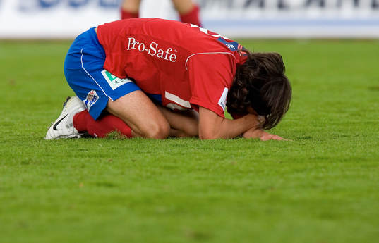 Pavel Zavadil, Öster. Smärta