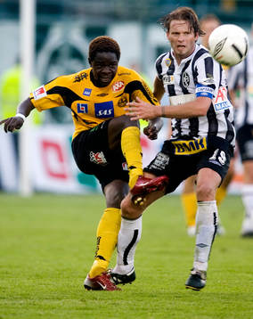 Patrick Osiako, Mjällby och Joakim Persson, Landskrona
