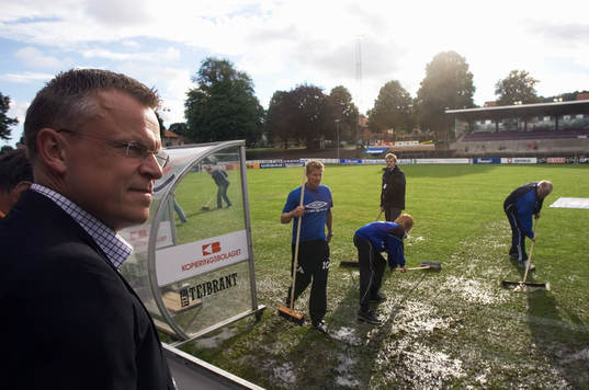 Jan Andersson, tränare Halmstad väntar på besked,