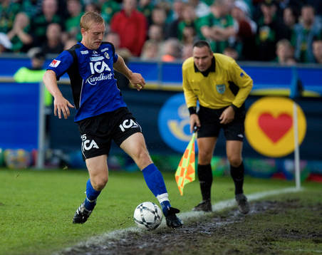 Peter Larsson, Halmstad. Lera, lerig plan, linjedomare,