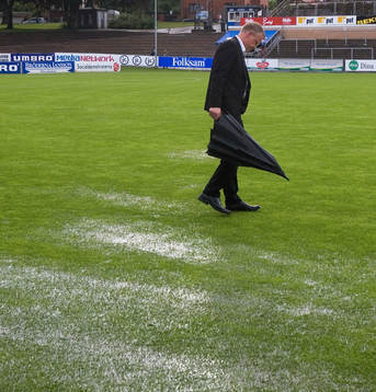 Regn, vatten, vattensjuk plan, Jan Andersson, tränare,