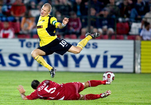 Samuel Holmén, Elfsborg, kapas av Dragan Vukmir, Debreceni