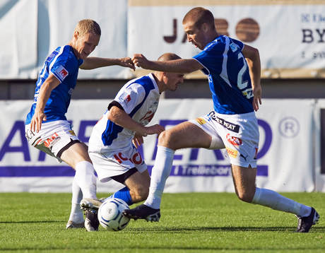 Två TFF-are trycker ner Magnus Arvidsson