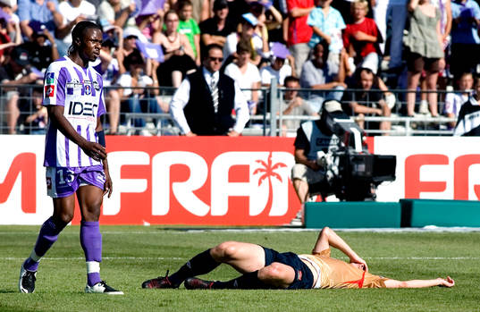 Bläddra bland fler bilder av Fotboll, franska ligan, Toulouse-Lyon