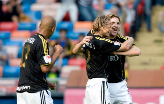 Nils-Eric Johansson, AIK och Patrik Karlsson, AIK, jubel