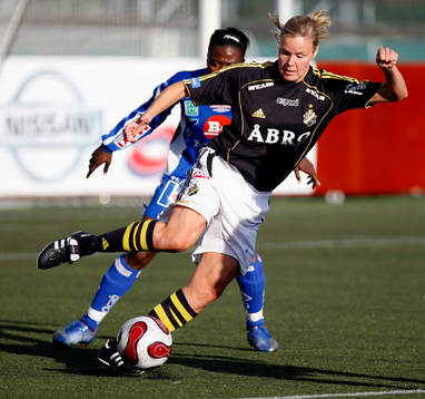 Laura Kalmari, AIK