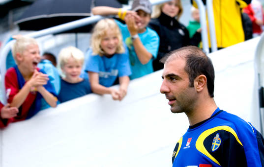 Kennedy Bakircioglü