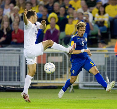 Steve Cherundolo, USA och Erik Edman, Sverige