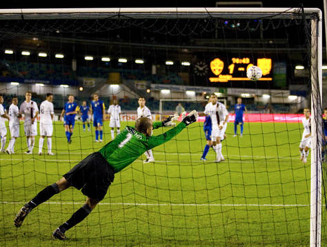 Tim Howard, målvakt, USA. Räddning. Mål