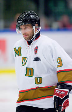 Magnus Wernblom, Modo