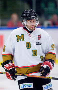 Magnus Wernblom, Modo